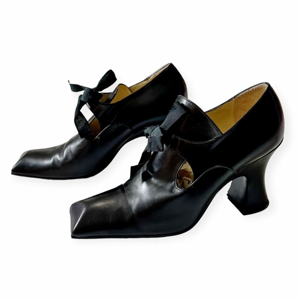 Michel Perry Black Leather Bow Pumps (c. early 2000s), Size 37.5EU, Vintage